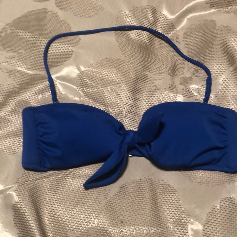 Victoria’s Secret bikini top